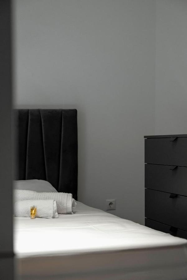Ferienwohnung Lykabettus Gem With Yard And Parking Athen Exterior foto
